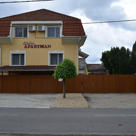 Gazlang Apartman Hajdúszoboszló Dış mekan fotoğraf