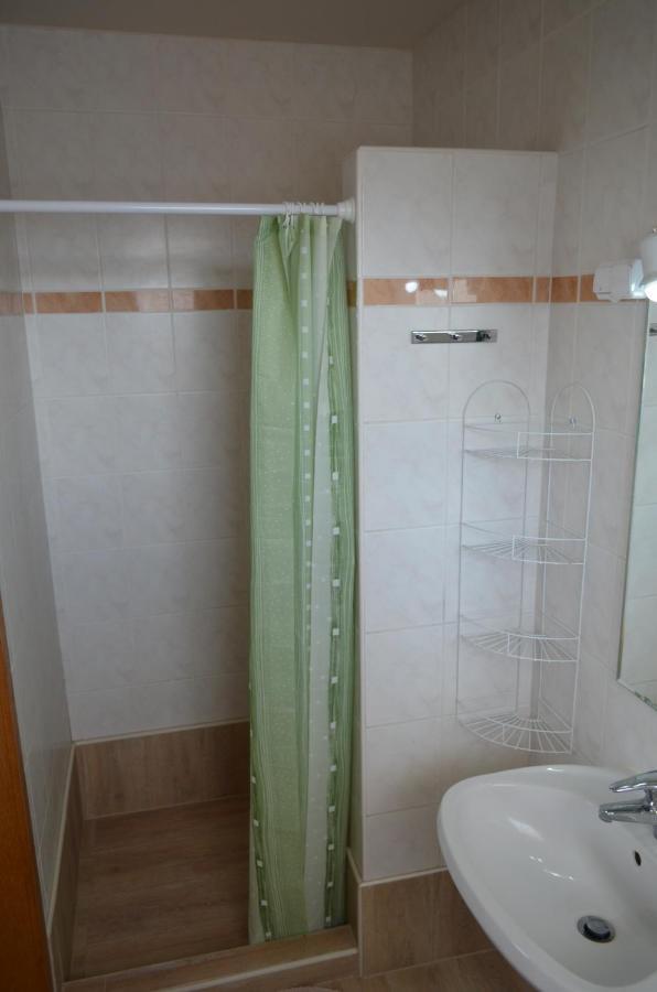 Gazlang Apartman Hajdúszoboszló Dış mekan fotoğraf